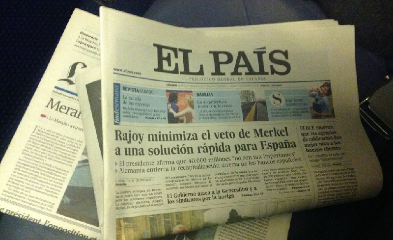 El País y Amazon han firmado un acuerdo por el que los lectores pueden comprar y recibir el periódico impreso en casa.